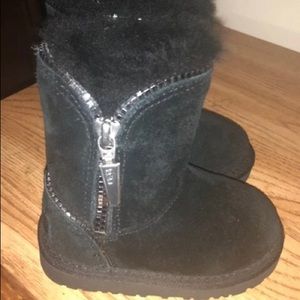 Ugg toddler boots